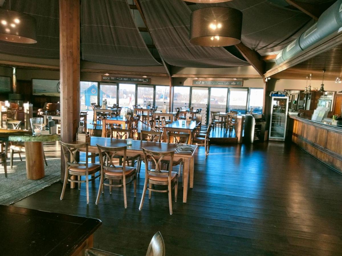 Bj Chalets - De Rug 1 - Vakantiepark Lauwersoog - Luxe Chalet Met Vaatwasser! Vroege Incheck! Exteriör bild