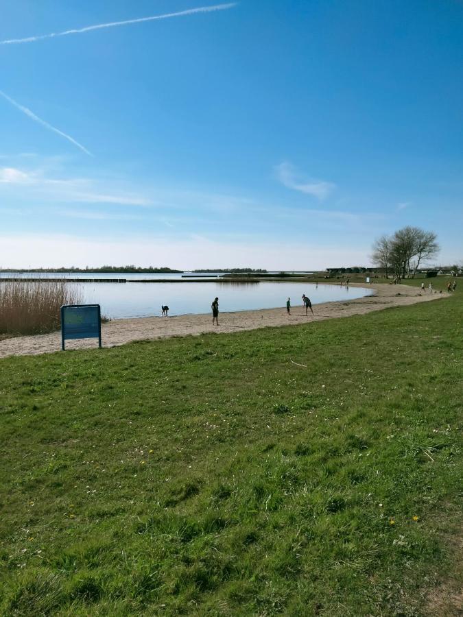 Bj Chalets - De Rug 1 - Vakantiepark Lauwersoog - Luxe Chalet Met Vaatwasser! Vroege Incheck! Exteriör bild